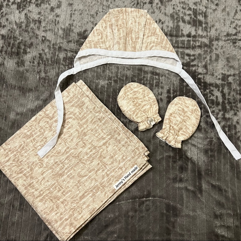 Newborn Baby Cotton Swaddle Blanket Top Knot Hat Gloves Cream Tan 33’x33’